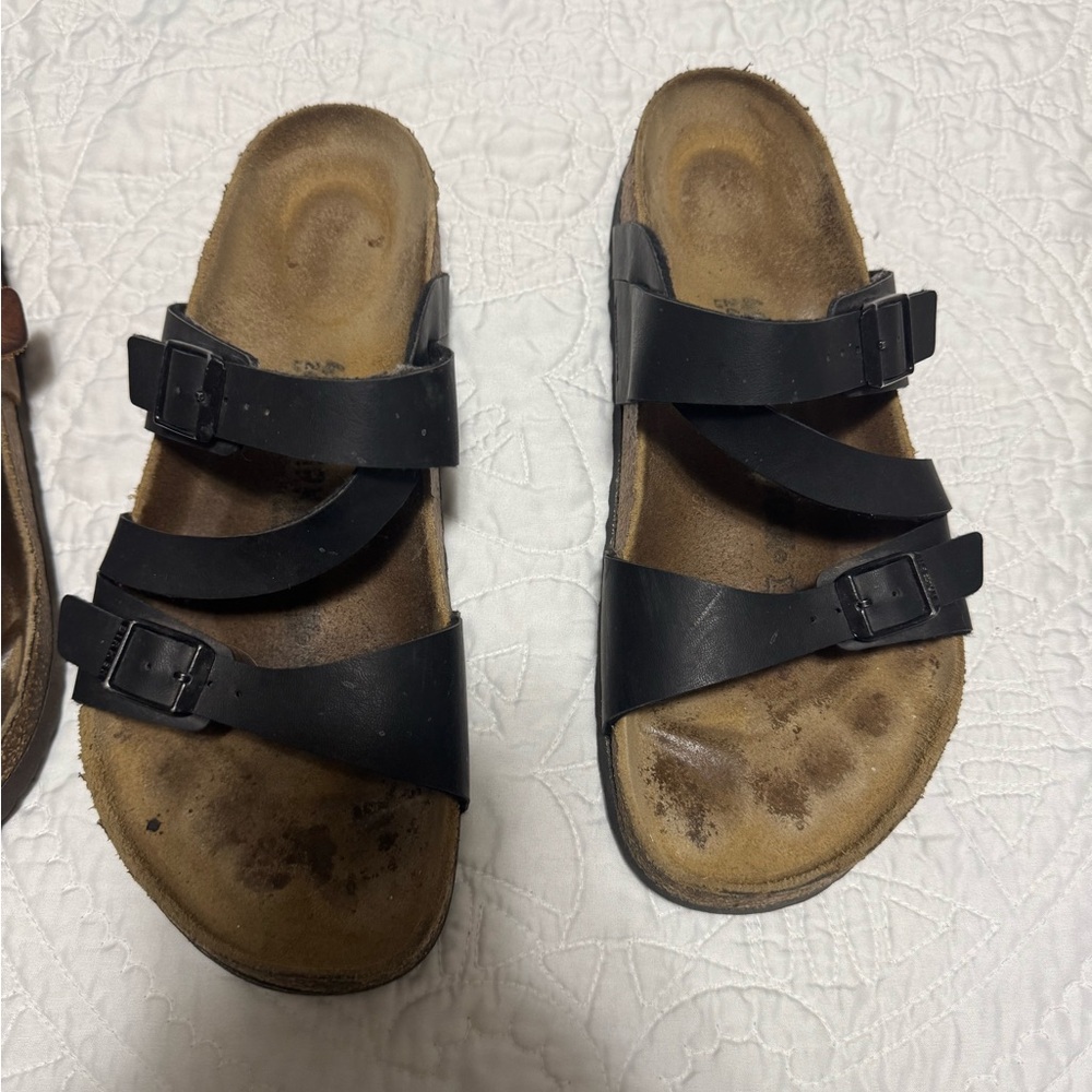 Very nice, barely worn Birkenstock Black Sandals 40/9